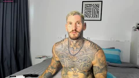 Snapshot of lucasexclusive chatting on November 26, 2025, 8:26 am lucasexclusive online show from November 26, 2025, 8:26 am