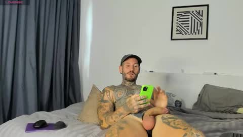 Snapshot of lucasexclusive chatting on December 14, 2025, 5:02 am lucasexclusive online show from December 14, 2025, 5:02 am