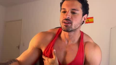 lucasfit24 online show from July 12, 2026, 4:42 pm