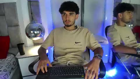 Snapshot of lucasthomson_ chatting on July 7, 2026, 4:04 am lucasthomson_ online show from July 7, 2026, 4:04 am