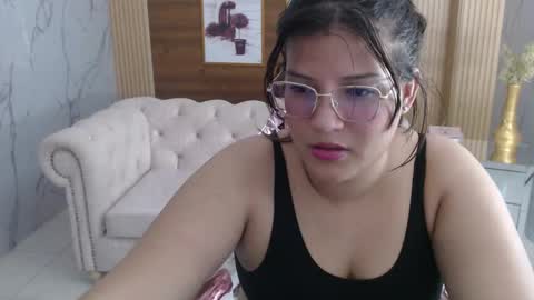 Lucero  online show from March 28, 2026, 9:36 pm