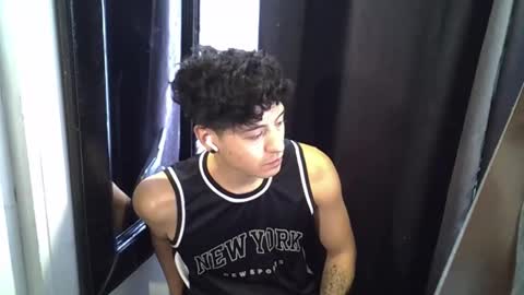 Felipe online show from May 6, 2026, 2:44 pm