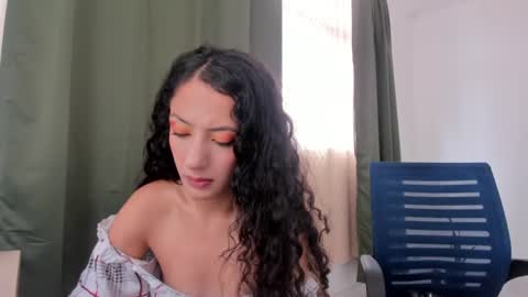 Lucia online show from July 13, 2026, 6:44 pm