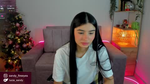 Snapshot of lucia_sandy chatting on December 11, 2024, 6:20 pm Lu Intagramsandy fireeyes online show from December 11, 2024, 6:20 pm
