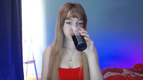 Snapshot of luciacam20 chatting on January 18, 2025, 7:17 am Lucy online show from January 18, 2025, 7:17 am