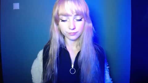 Snapshot of luciacam20 chatting on October 1, 2025, 6:14 pm Lucy online show from October 1, 2025, 6:14 pm