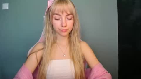 Lucy online show from April 25, 2026, 1:41 pm