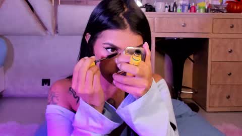 Snapshot of luciajhonnes chatting on November 20, 2025, 1:50 am LuciaJhonnes online show from November 20, 2025, 1:50 am