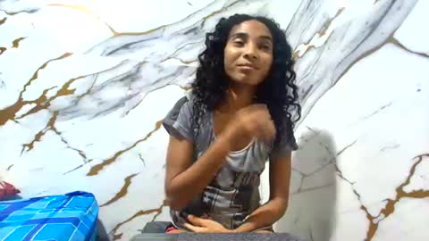 Snapshot of luciana_daza chatting on July 22, 2026, 11:07 pm Luciana online show from July 22, 2026, 11:07 pm