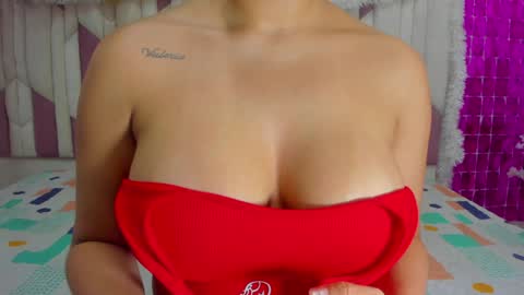 Snapshot of luciana_jam_ chatting on December 29, 2024, 3:11 am instagram luciana417 online show from December 29, 2024, 3:11 am