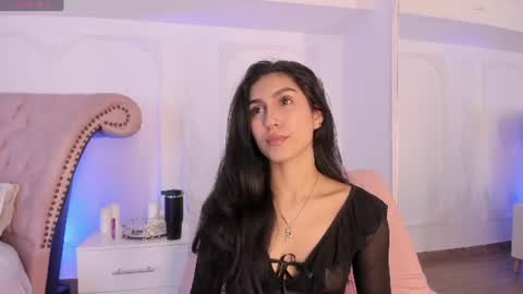 Luciana online show from June 20, 2026, 8:33 pm