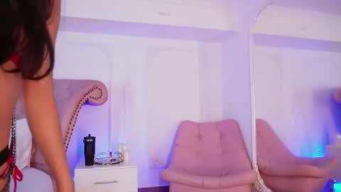Luciana online show from July 9, 2026, 8:57 pm