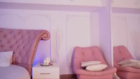 Luciana online show from July 25, 2026, 9:01 pm