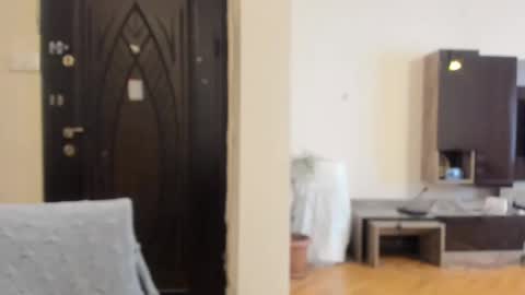 Snapshot of lucianalive chatting on February 18, 2025, 8:49 am Mysterious Girl online show from February 18, 2025, 8:49 am