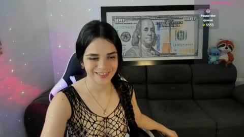 Luciana M online show from June 4, 2026, 8:48 pm