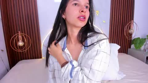 Luci  online show from April 30, 2026, 8:15 pm