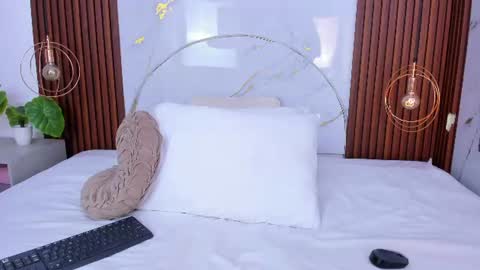 Snapshot of lucianasmith_ chatting on July 29, 2026, 8:29 pm Luci online show from July 29, 2026, 8:29 pm