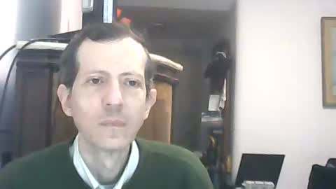 Snapshot of lucianoaxel chatting on April 26, 2026, 3:04 am Luciano online show from April 26, 2026, 3:04 am