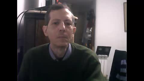Snapshot of lucianoaxel chatting on May 16, 2026, 9:46 pm Luciano online show from May 16, 2026, 9:46 pm