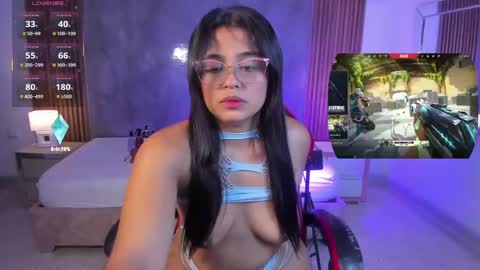Snapshot of luciareid chatting on May 11, 2026, 4:04 pm Lucia online show from May 11, 2026, 4:04 pm
