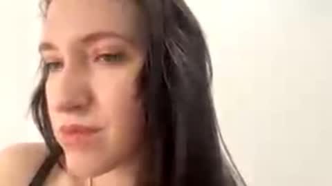 Snapshot of lucibeveridge chatting on November 11, 2025, 7:03 pm Mary online show from November 11, 2025, 7:03 pm