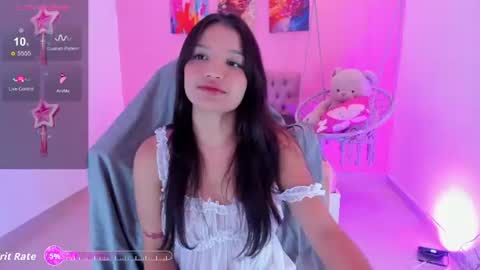 lucibunny__1 online show from June 20, 2026, 8:33 pm