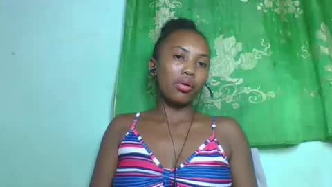 lucie196645 online show from April 20, 2026, 6:42 pm