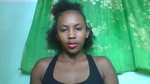 lucie196645 online show from April 21, 2026, 4:56 pm