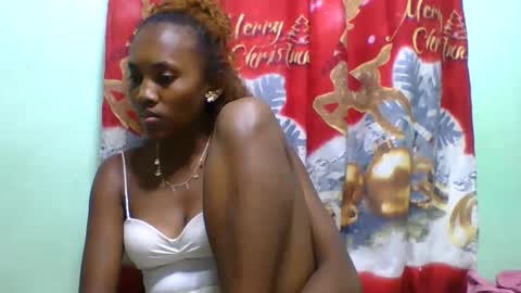 lucie196645 online show from June 3, 2026, 7:19 pm