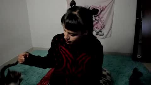 camila online show from December 6, 2024, 6:59 am