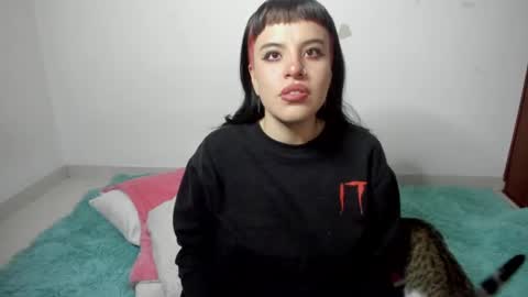 camila online show from January 3, 2025, 5:50 am