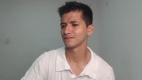 Snapshot of lucifferr_ chatting on January 21, 2025, 1:39 am leonel online show from January 21, 2025, 1:39 am