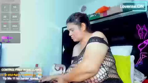 lucihornymilf online show from March 16, 2026, 3:38 pm