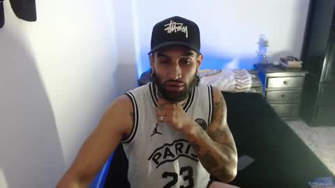 Snapshot of luciifer_hills chatting on November 21, 2025, 3:11 pm luciifer_hills online show from November 21, 2025, 3:11 pm