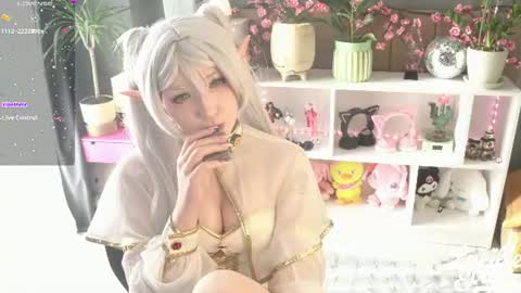 Snapshot of lucille_evans chatting on June 11, 2026, 1:53 pm Lucy UwU online show from June 11, 2026, 1:53 pm