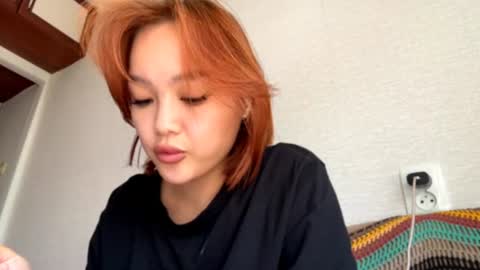 Mia online show from July 26, 2026, 9:27 am