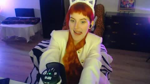 Snapshot of lucindaschaible chatting on May 17, 2026, 9:55 pm Lexa online show from May 17, 2026, 9:55 pm