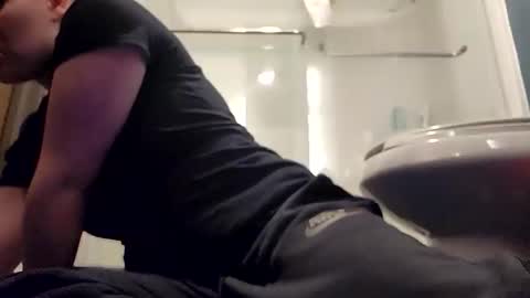 luckilyfound33 online show from March 17, 2026, 3:22 am