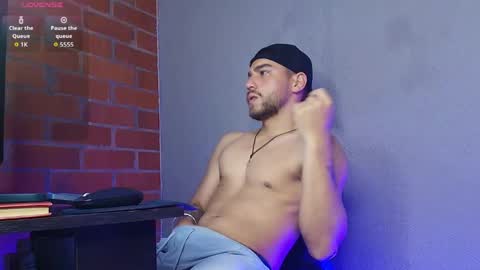Snapshot of lucky_blessed chatting on May 6, 2026, 12:19 am lucky_blessed online show from May 6, 2026, 12:19 am