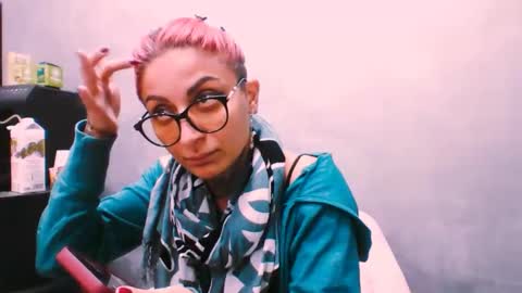 Snapshot of lucky_denizz chatting on December 5, 2025, 9:40 am lucky_denizz online show from December 5, 2025, 9:40 am