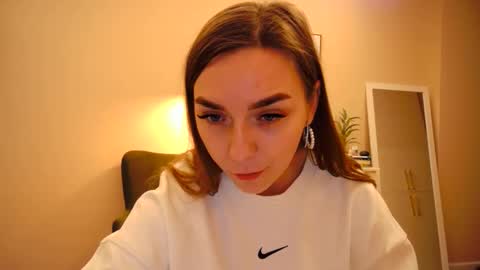 lucky_foryou_baby online show from January 19, 2025, 4:36 pm