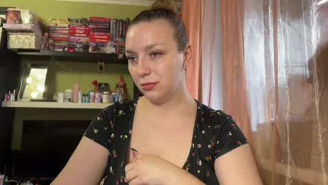 lucky_foryou_baby online show from April 24, 2026, 9:45 am