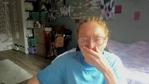 lucky_licky20 online show from June 22, 2026, 3:25 am