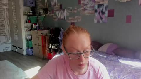 lucky_licky20 online show from June 26, 2026, 1:32 am