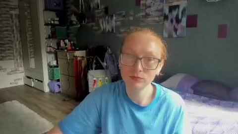 lucky_licky20 online show from June 27, 2026, 1:43 am