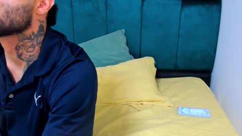 Snapshot of lucky_smith1 chatting on December 13, 2025, 7:53 pm lucky_smith1 online show from December 13, 2025, 7:53 pm