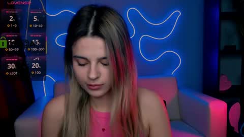 Mila Sweetheart online show from May 6, 2026, 7:52 pm