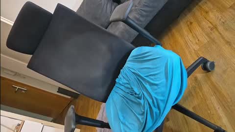 Snapshot of luckybong chatting on March 27, 2026, 9:32 am luckybong online show from March 27, 2026, 9:32 am