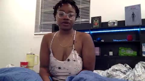 Snapshot of luckyclover4444 chatting on May 29, 2026, 3:04 am luckyclover4444 online show from May 29, 2026, 3:04 am