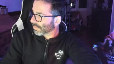 Snapshot of luckydrakex chatting on January 21, 2025, 6:45 pm Lucky online show from January 21, 2025, 6:45 pm